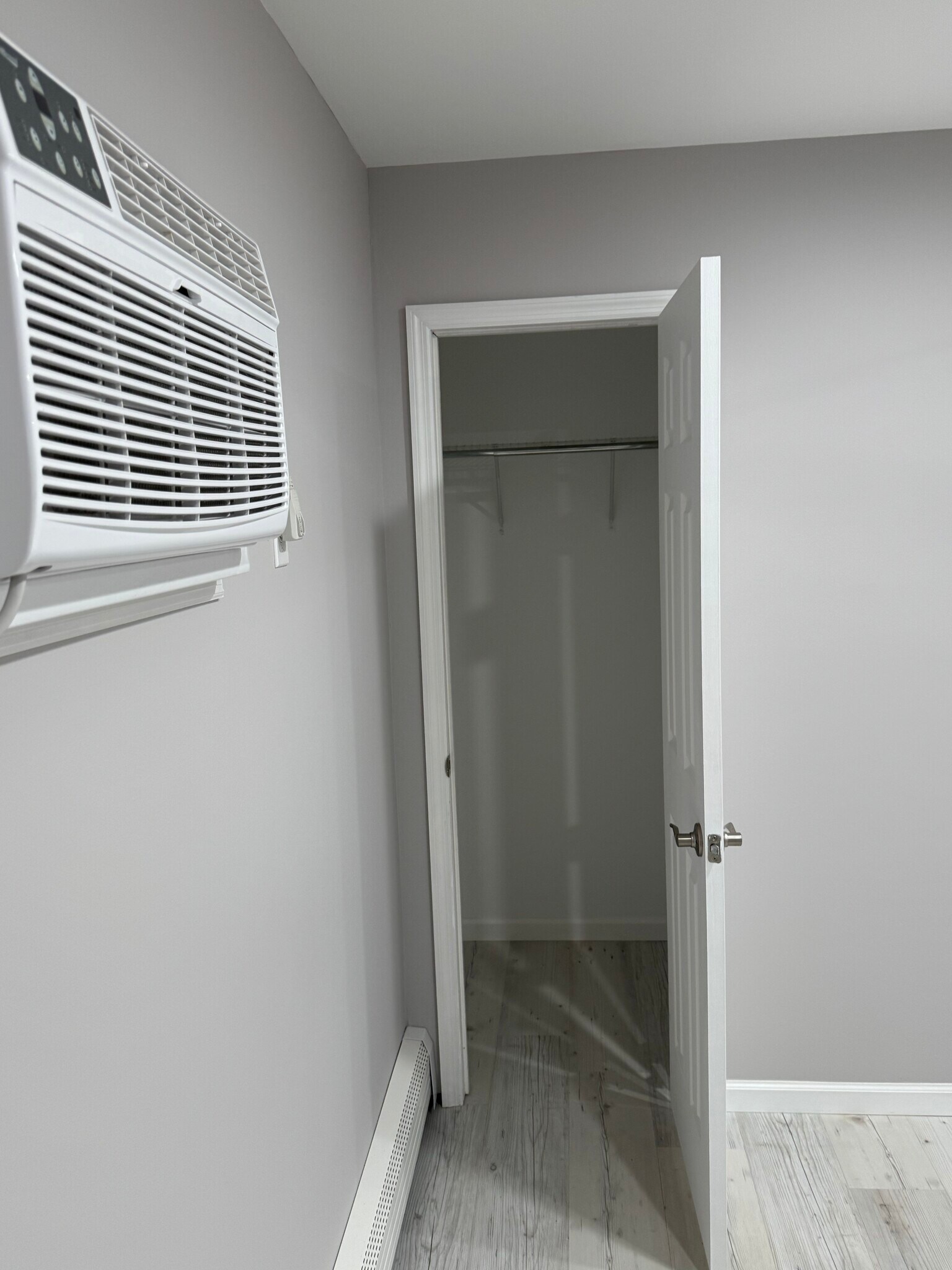 Building Photo - 18 Fairwood Ln