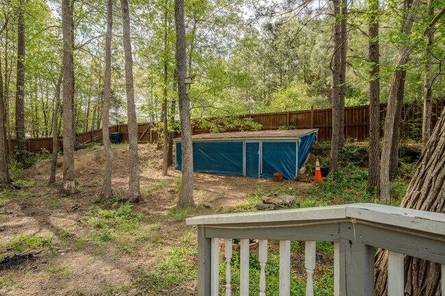 Building Photo - 220 Dolphin Dr