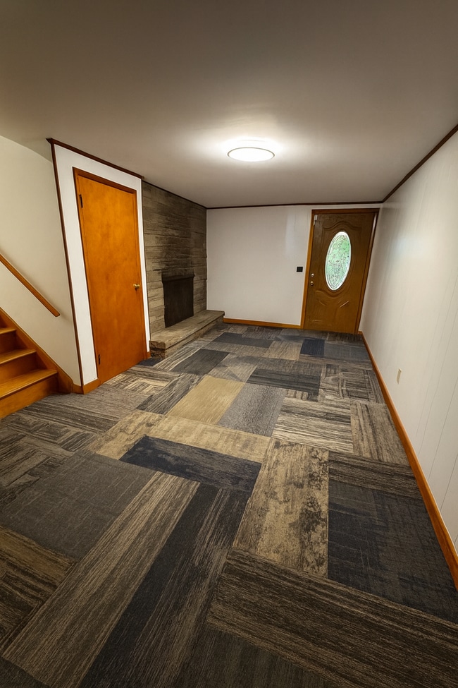 Building Photo - Single Family Home For Lease in Nabnasset in the heart of Westford, MA.