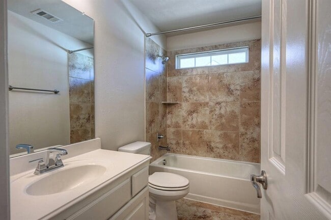 Building Photo - 8334 Cape Royal Dr