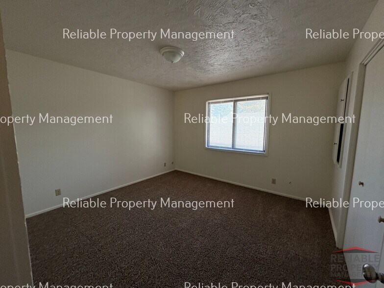Building Photo - 965 Boise Ave