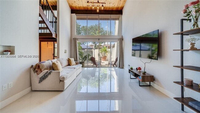 Building Photo - 10462 SW 78th St