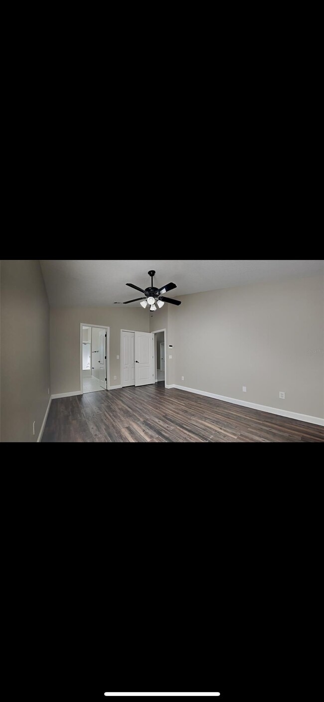 Building Photo - 30831 Midtown Ct