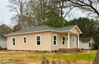 Building Photo - 1405 Barnett St