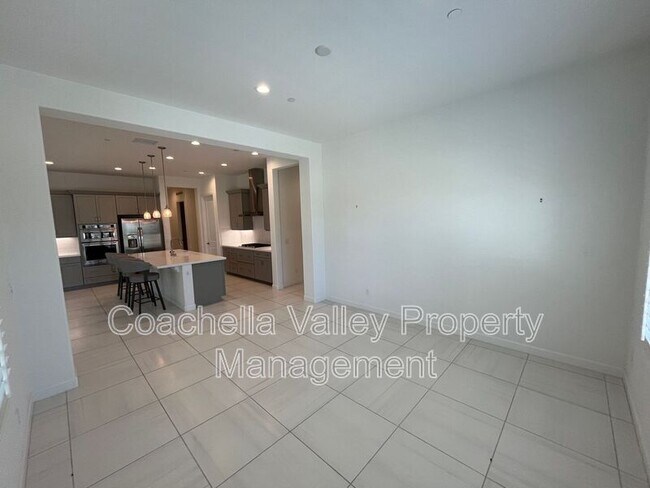 Building Photo - 12 Barolo