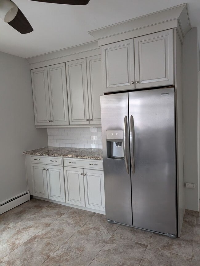 Building Photo - Downingtown