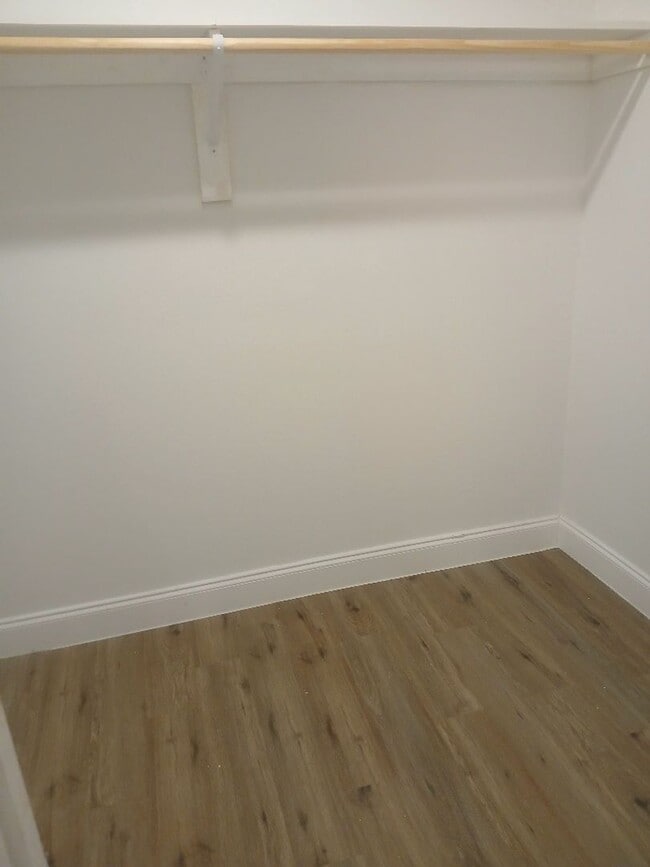 Building Photo - 119 Bluebonnet Dr