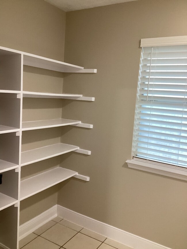 Building Photo - 17046 Clan MacIntosh Dr