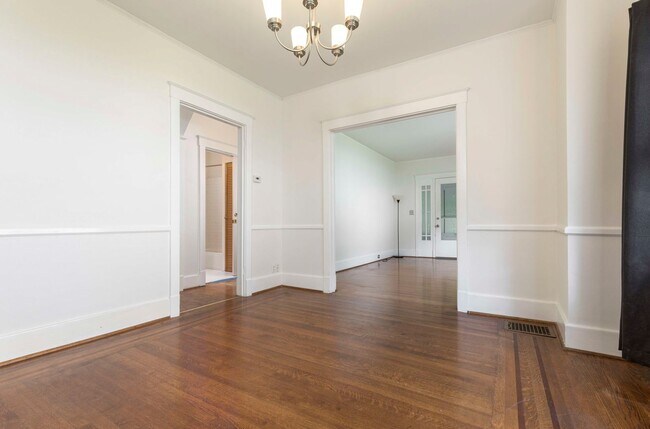 Building Photo - 4527 S 3rd St