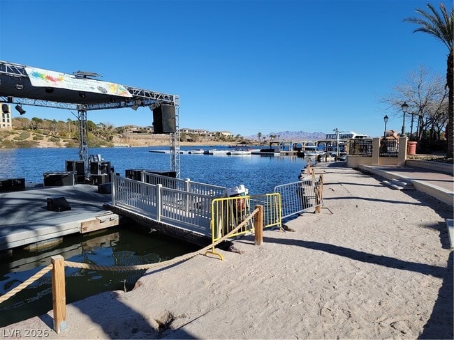 Building Photo - 96 Ibiza Lk Dr