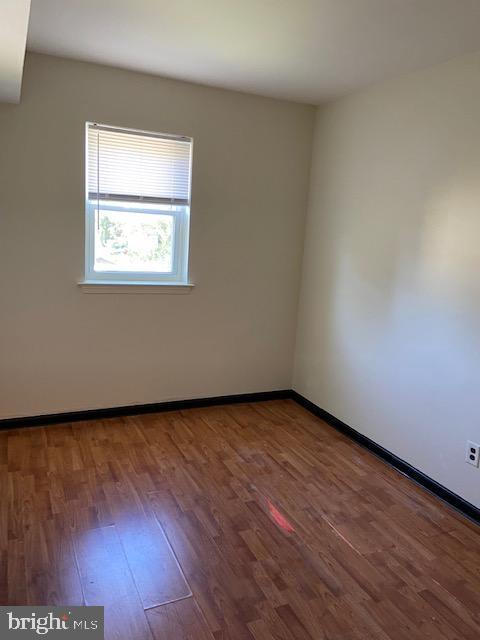 Building Photo - 612 COUNTRY