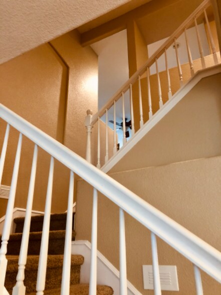 Building Photo - 2877 Gray Fox Way