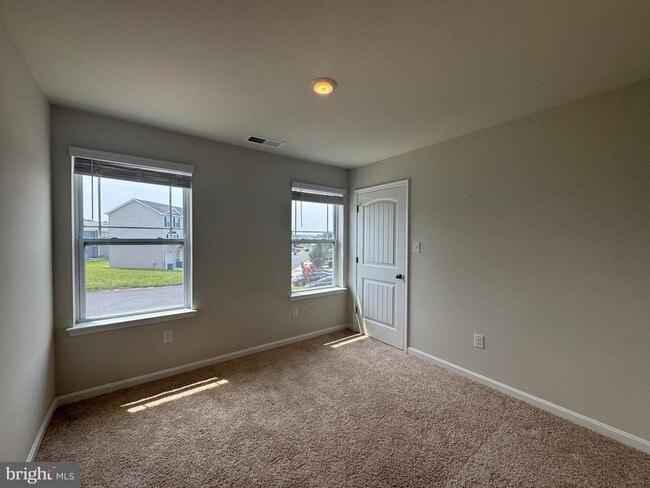 Building Photo - 95 Filbert Dr
