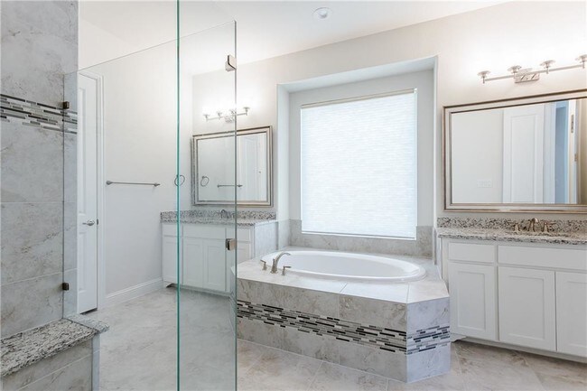 Building Photo - 14800 Kemps Landing