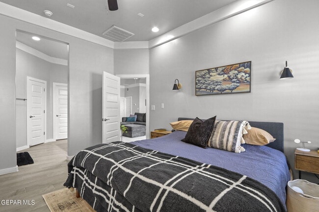 Building Photo - 2332 Tierra Delmonte Dr
