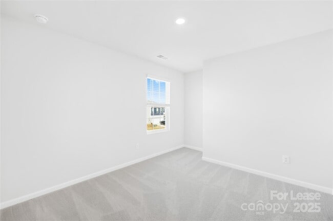 Building Photo - 13239 Hampton Bay Ln