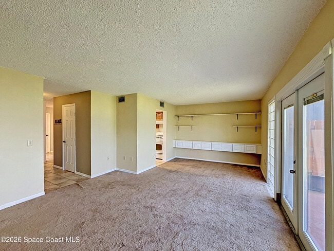 Building Photo - 48 Bogart Pl
