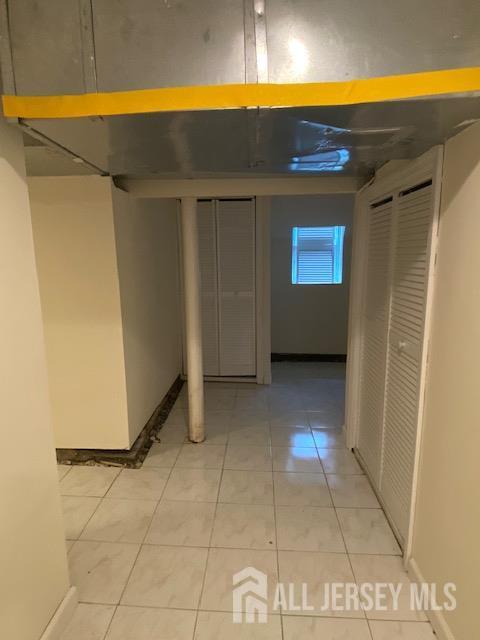 Building Photo - 68 Wilmot St