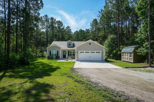 Building Photo - Charming 3 Bed, 2 Bath Home in Peaceful Ru...