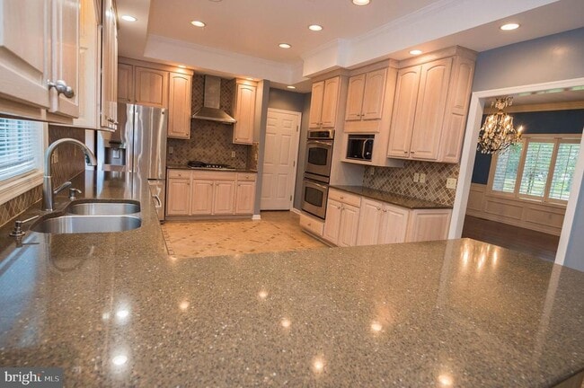 Building Photo - 5482 Royal Mile Blvd