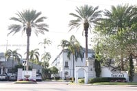 Building Photo - 721 SW 148th Ave