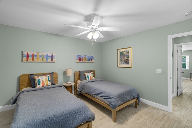 Building Photo - 925 Turtle Cove Ln