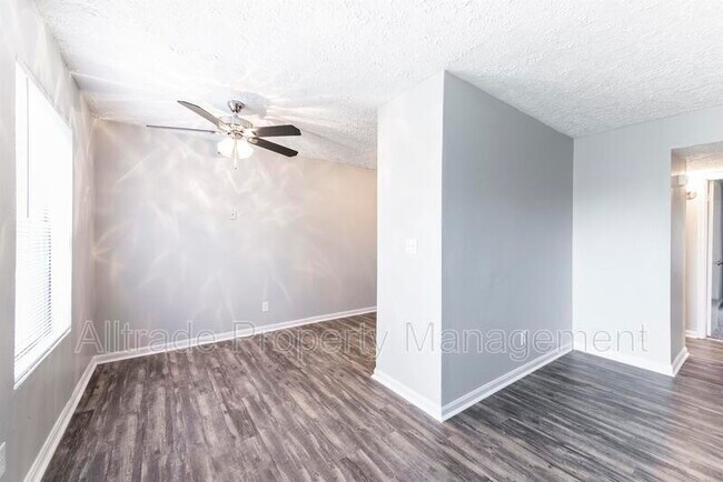 Building Photo - 4909 Cawood Dr
