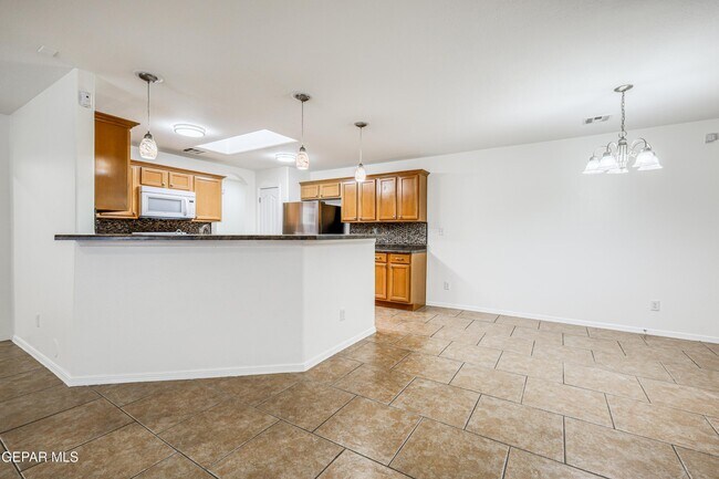 Building Photo - 6289 Cosecha Luna Cir