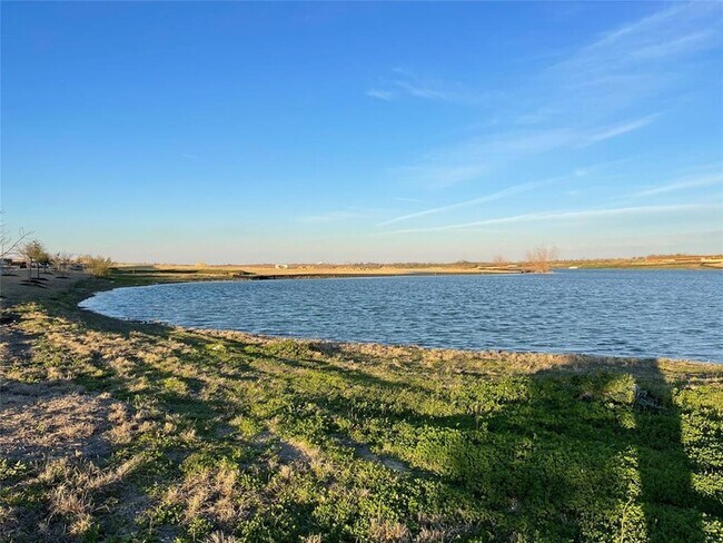 Building Photo - 595 Eves Necklace Dr.