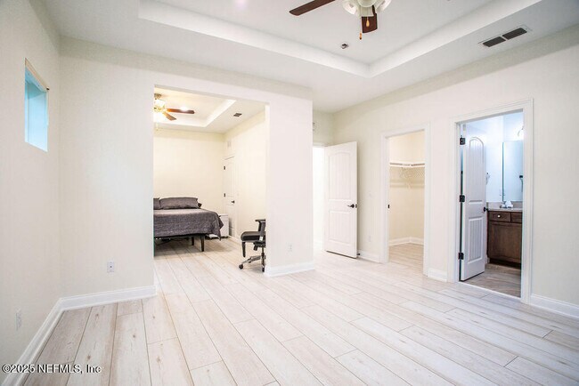 Building Photo - 8849 Pallazzo Terrace