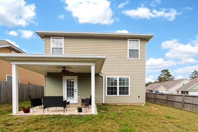 Building Photo - 507 Eisenhower Dr