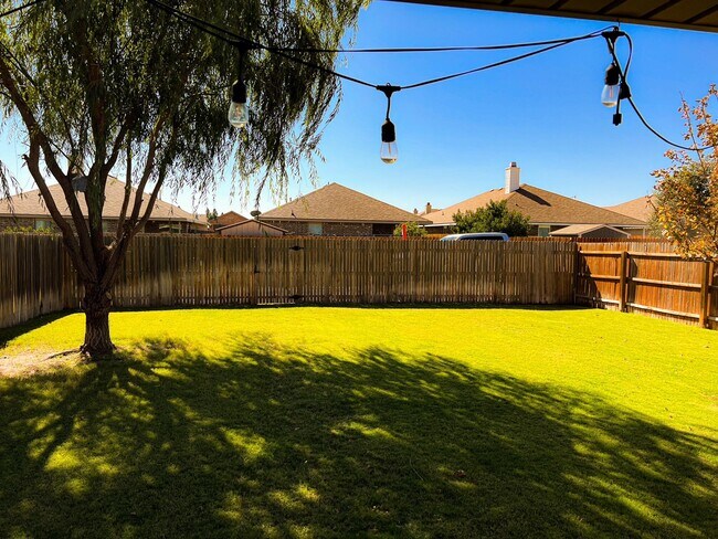 Building Photo - 5725 110th St