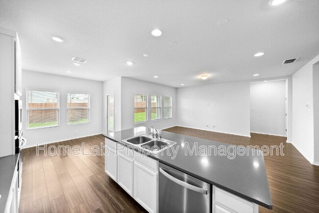 Building Photo - 6723 Shiraz Wy
