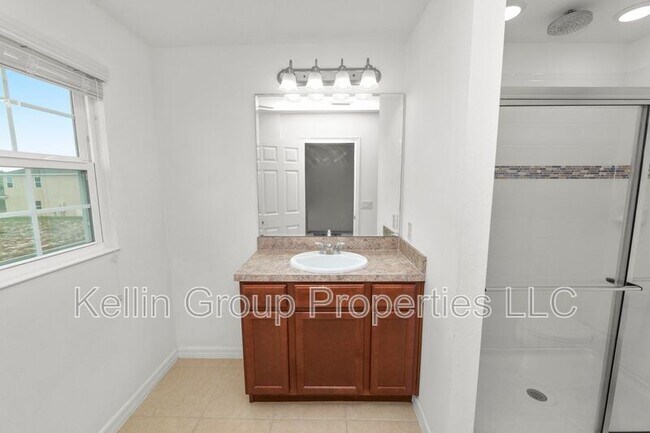 Building Photo - 271 Annabelle Way