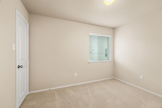 Building Photo - 1509 Birmingham Dr