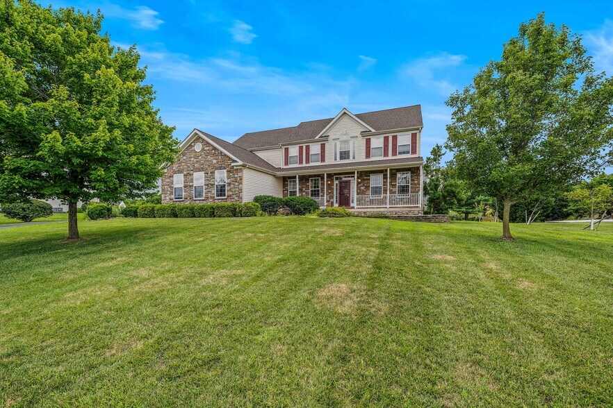 Building Photo - 288 Cirrus Way
