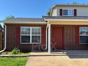 Building Photo - 3503 SW Victoria Pl