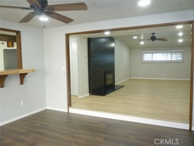 Building Photo - 1432 W 172nd St