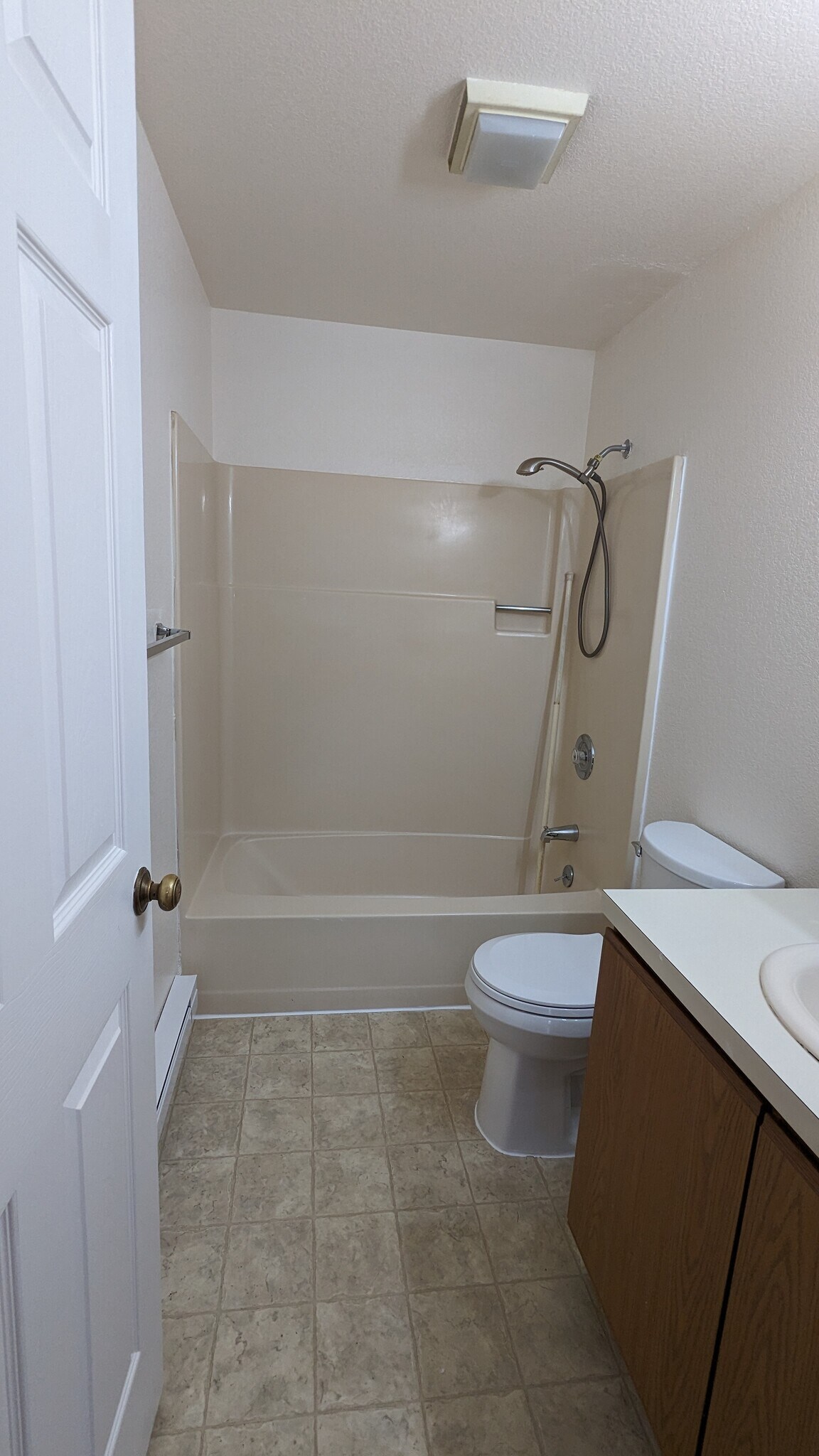 Building Photo - 2288 Douglas Rd