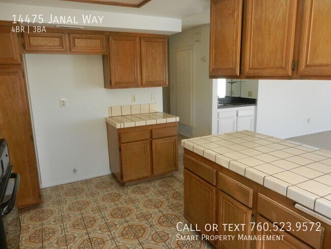Building Photo - 14475 Janal Way