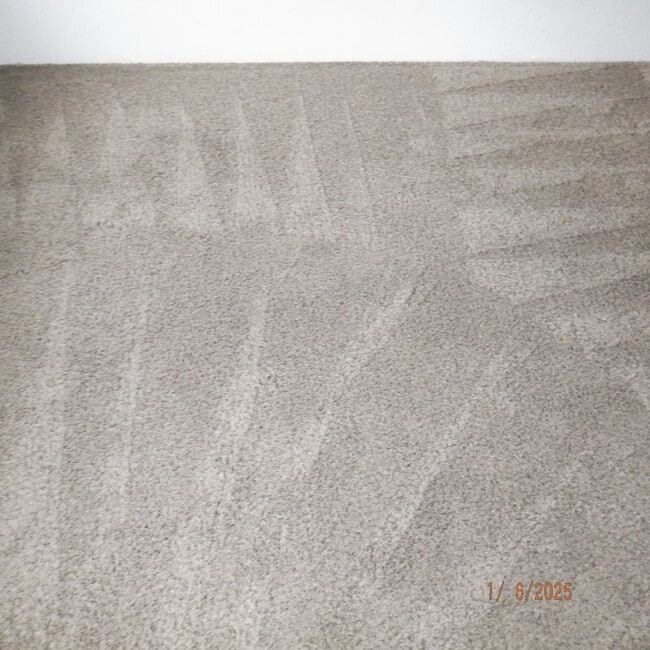 Building Photo - 83-3-2