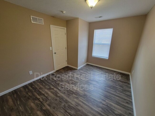 Building Photo - 268 Timber Hill Dr