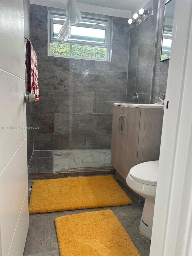 Building Photo - 1600 Pennsylvania Ave