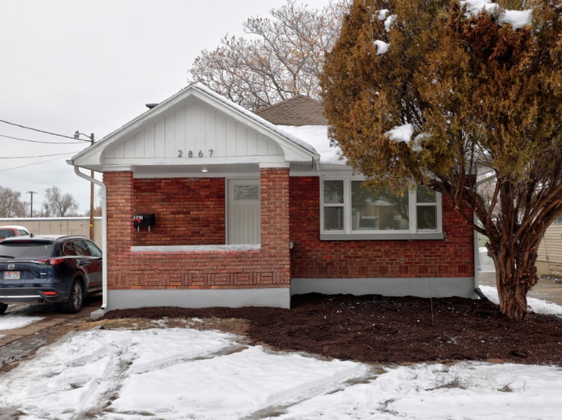 Primary Photo - 2867 Kiesel Ave