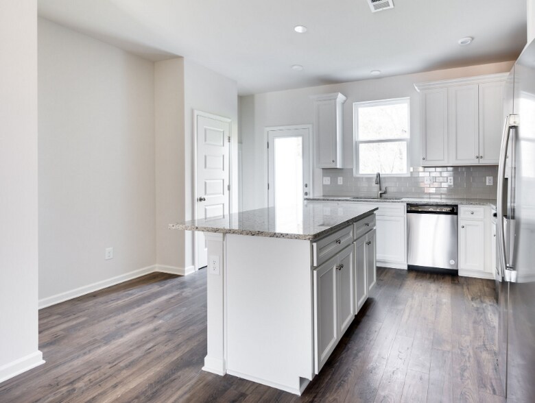 Building Photo - 1229 Hope Village Way