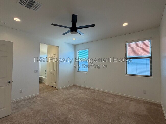 Building Photo - 5731 W Encinas Ln