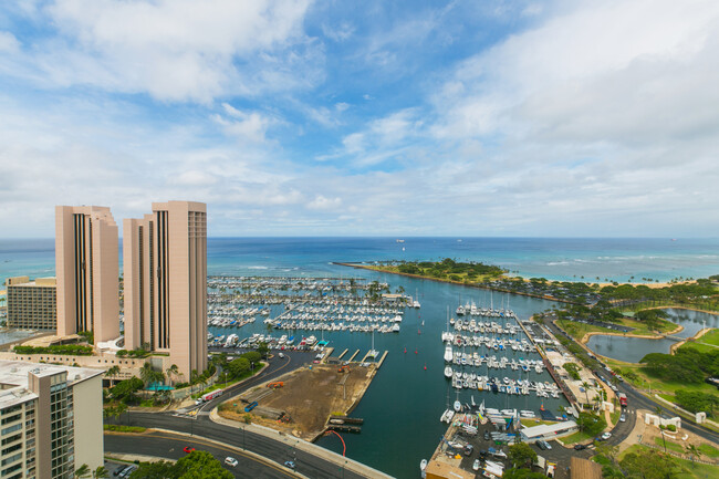 Building Photo - 1650 Ala Moana Blvd