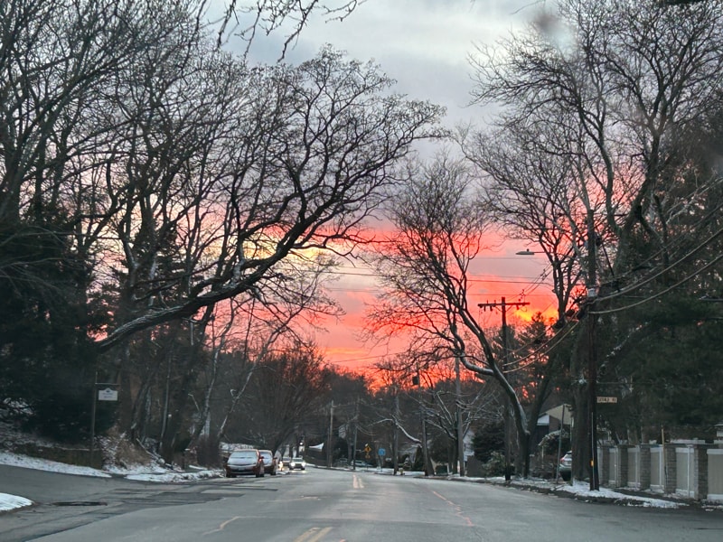 Building Photo - 28 1/2 Grove St