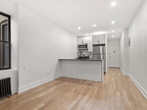 Building Photo - 3286 33rd Street