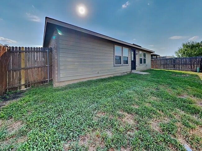 Building Photo - 4347 Rockmill Trail